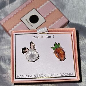 True to Form Bunny And Carrot Cubic Zirconia Earrings BNIB ta M LS